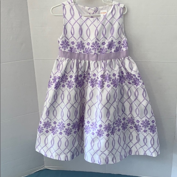 Gymboree Other - 5T Girl fancy lined  purple/white Dress